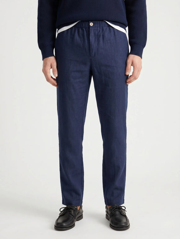 BVM BT PNT 003 NVY 03 half body front