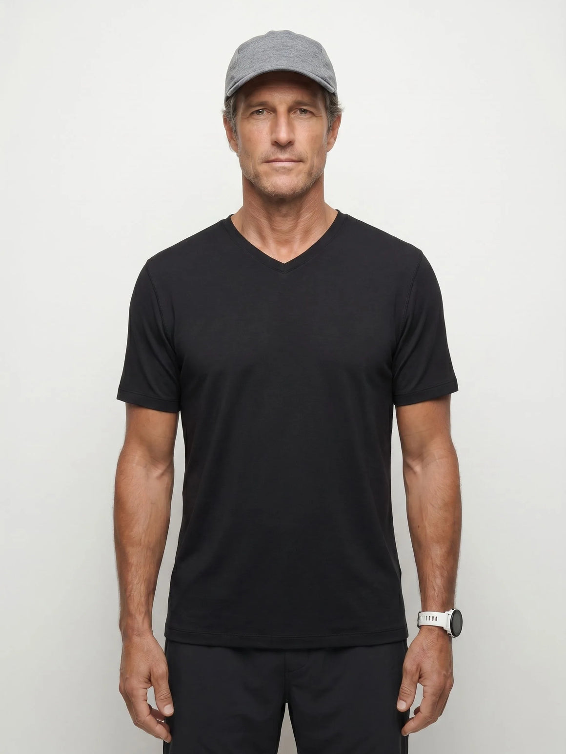 AirPace™ Performance V-Neck Tee